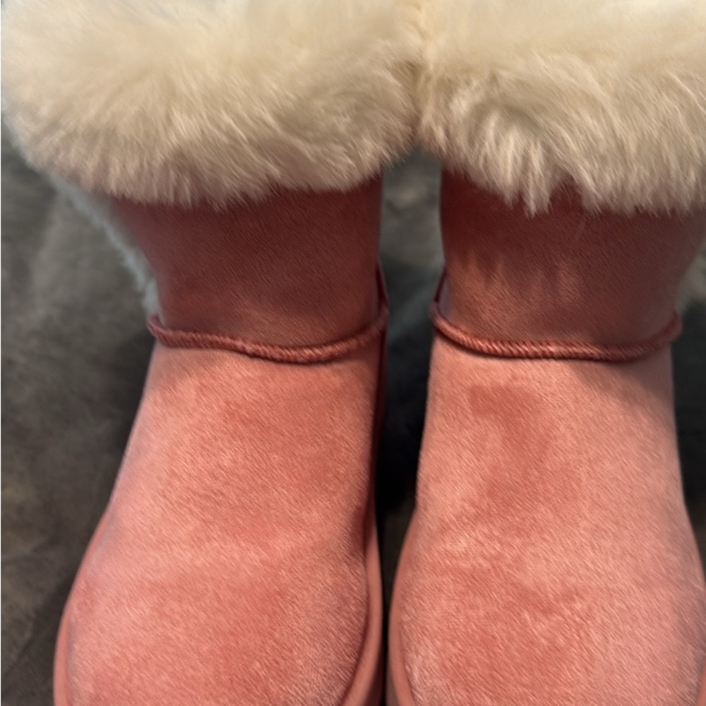 Girls Chic Pink Fur-Lined Boots size 13